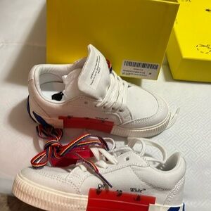 Off white kids gymshoes